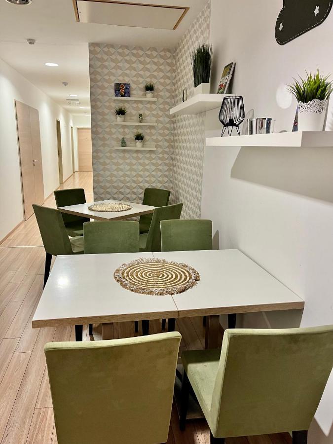 Pipacs Panir & Grill Garden Vendeghaz Ξενοδοχείο Győrújbarát Εξωτερικό φωτογραφία